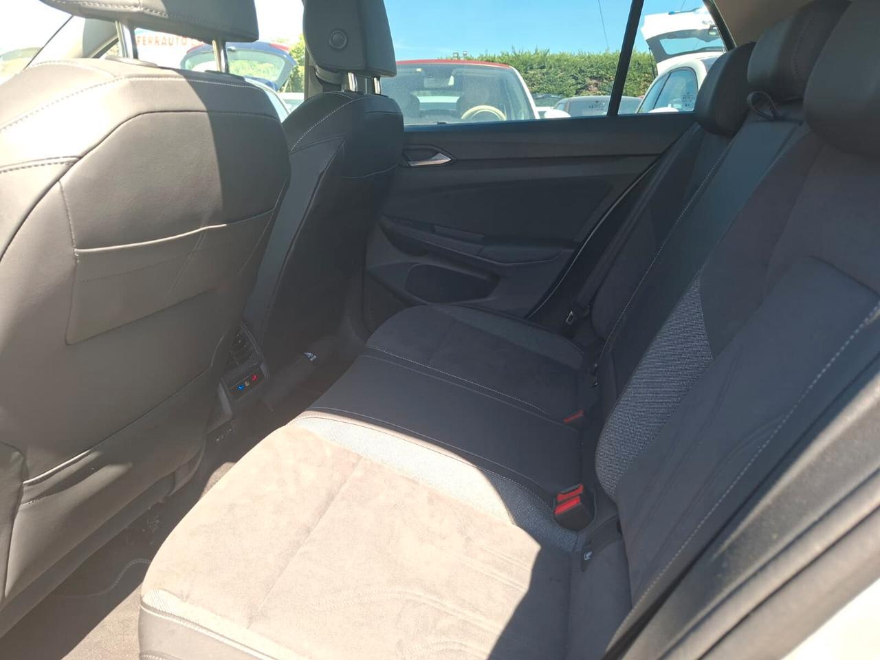 V.W. GOLF 2.0 TDI 150 CV DSG STYLE