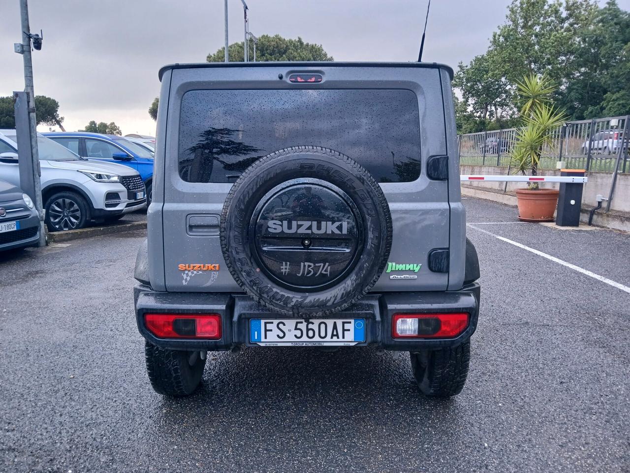 Suzuki Jimny 1.5 5MT Top