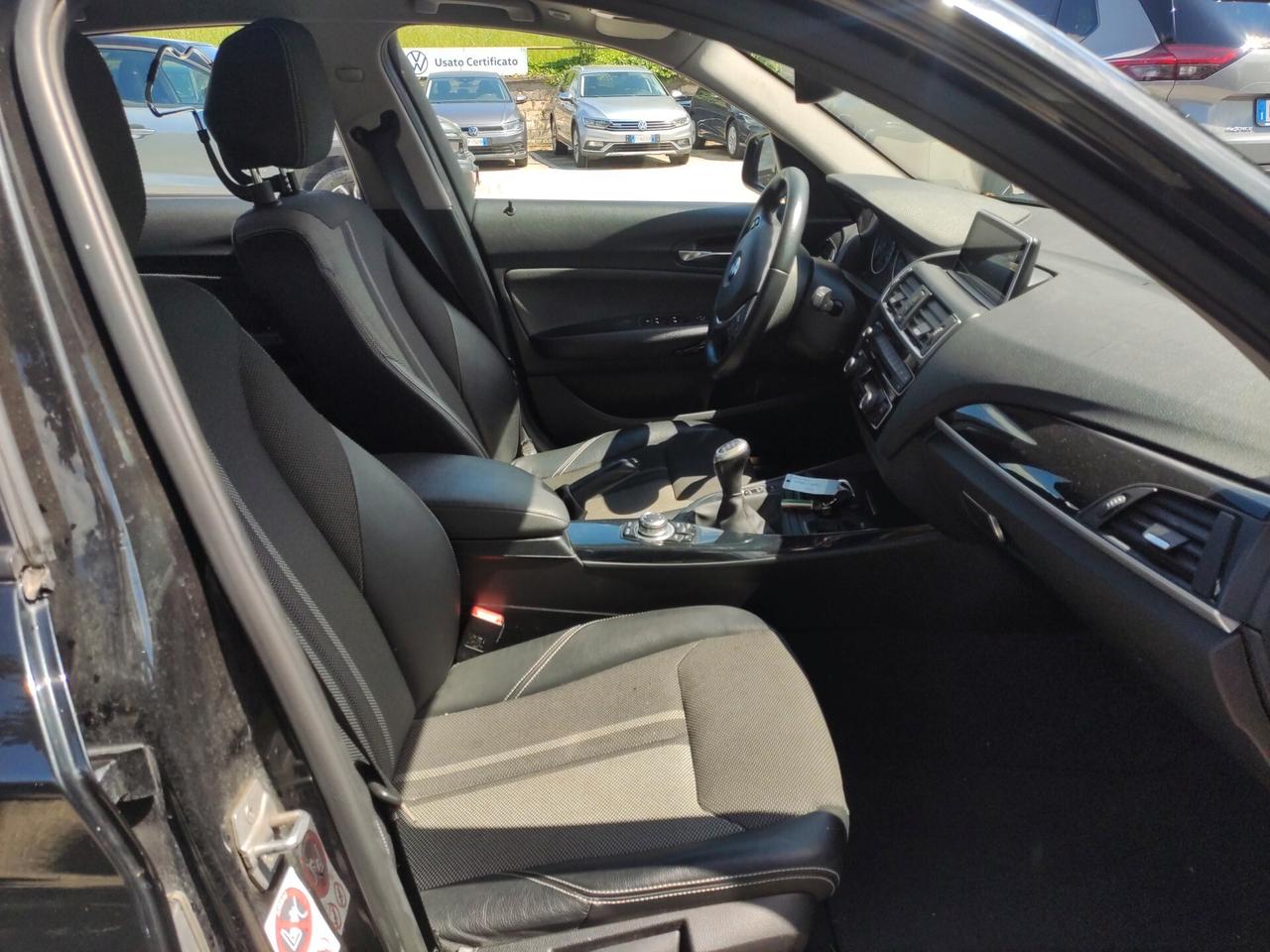 Bmw 118 116d 5p. Urban