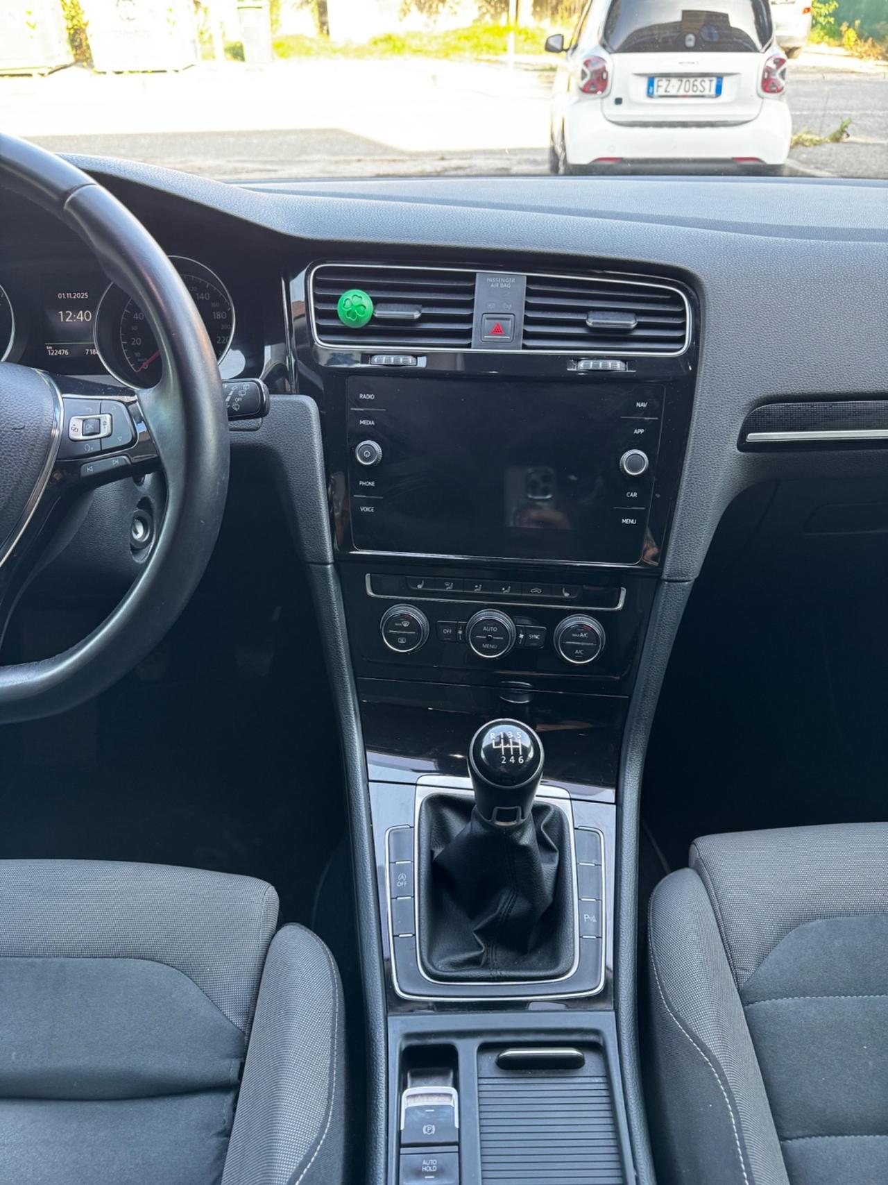 Volkswagen Golf 2.0 TDI 5p. Executive BlueMotion Technology