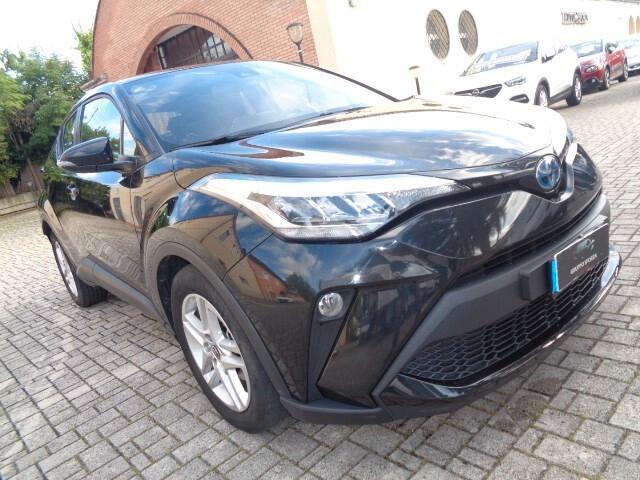 Toyota C-HR 1.8 Hybrid E-CVT Active NESSUN VINCOLO DI FINANZIAMENTO