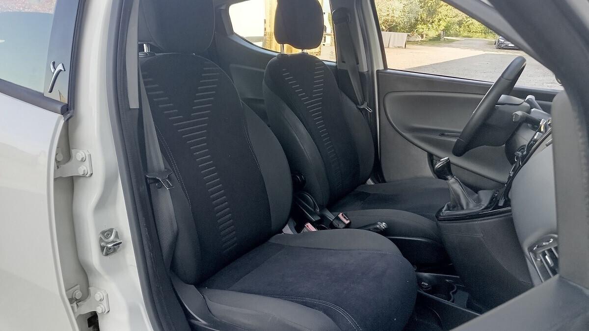 Lancia Ypsilon 1.3 MJT 16V 95 CV 5 porte S&S