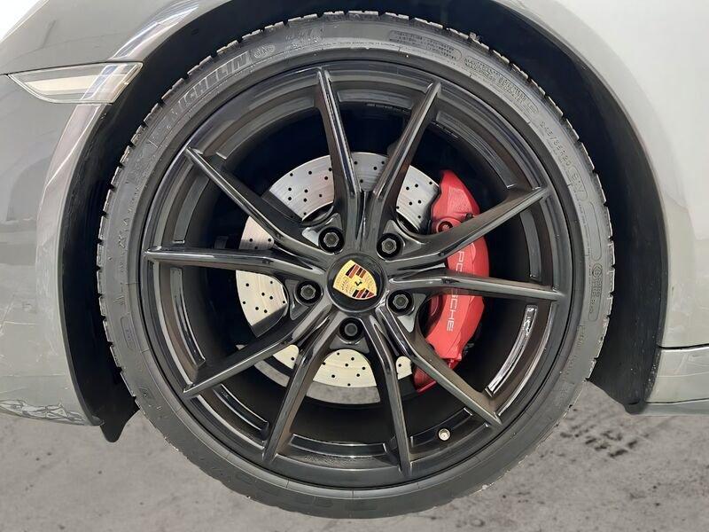 Porsche 911 CARRERA 4S Coupe