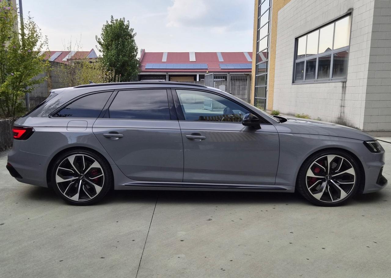 Audi A4 RS4 Avant 2.9 tfsi Exclusive edition Grigio Signal quattro
