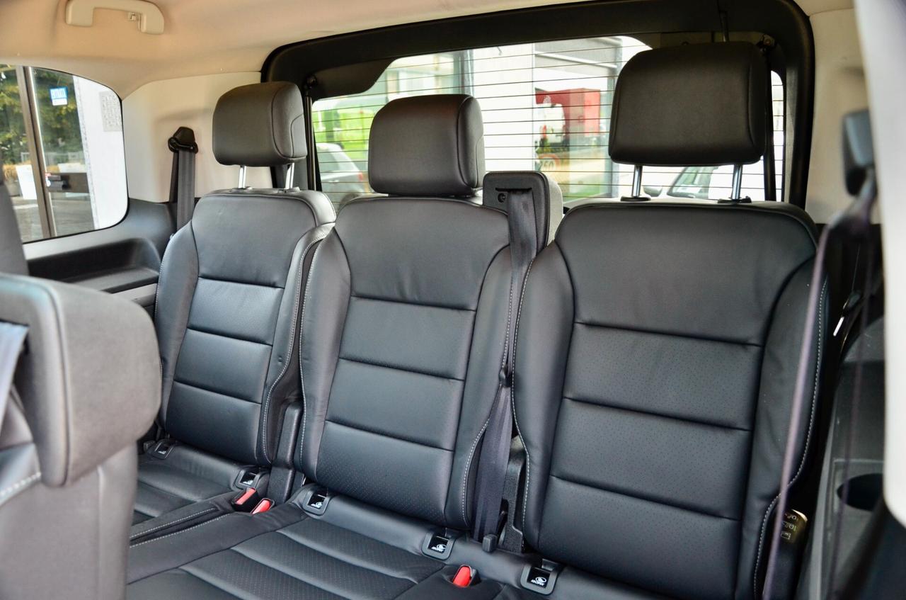 TOYOTA PROACE VERSO 1.5d 120cv LUXURY COMPACT 8 POSTI, UNICOPROPRIETARIO, TETTO, UFF ITALIANA, EURO 6D, NAVI, RETROCAMERA 360°, PERMUTE