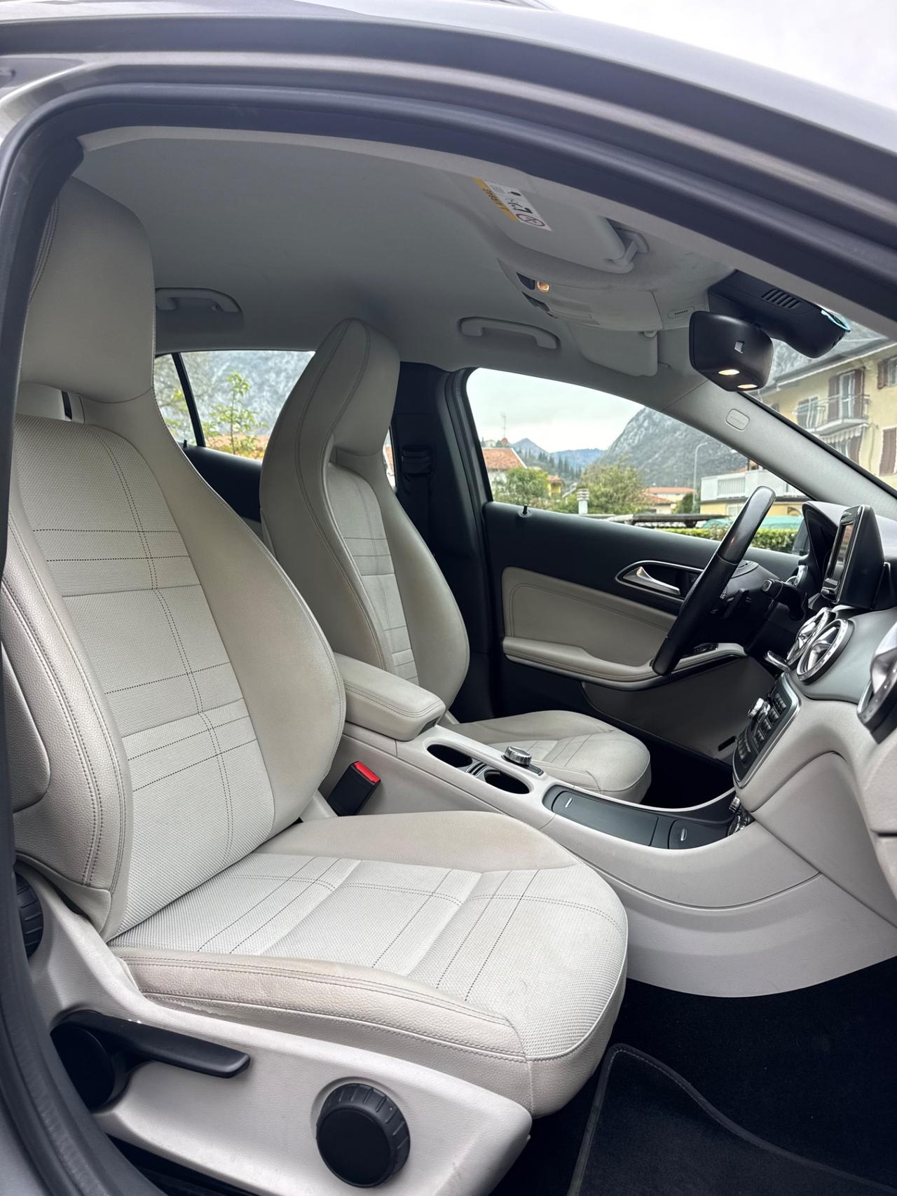 Mercedes-benz GLA 200 CDI Automatic 4Matic Premium