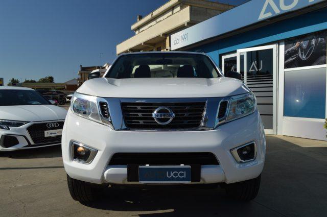 NISSAN Navara 2.3 dCi 4WD King Cab Acenta Autocarro