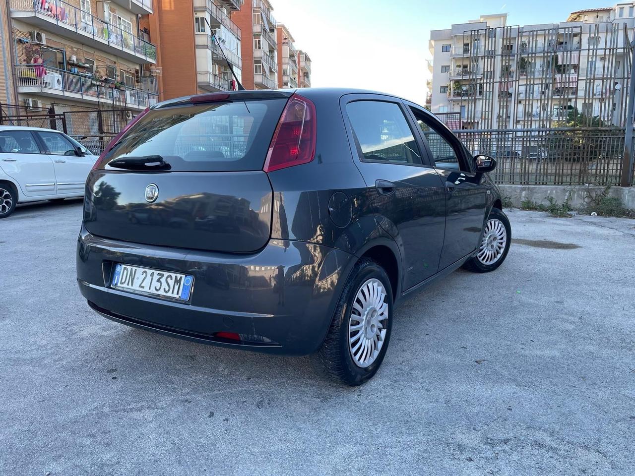 Fiat Grande Punto 1.3 MJT 75 CV 5 porte Dynamic In ottime condizioni