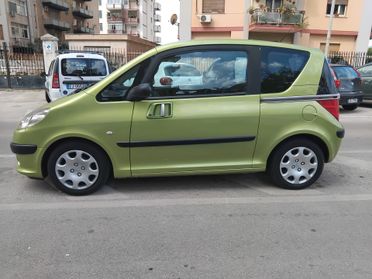 PEUGEOT 1007 TRENDY NEANCHE UN GRAFFIO