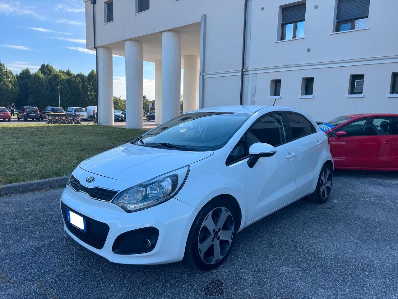Kia Rio 1.4 CRDi 5p. Cool