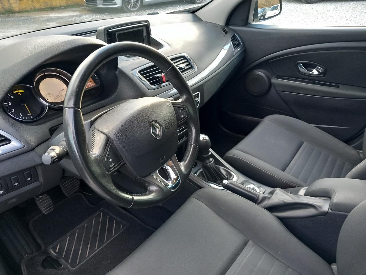 Renault Megane M&eacute;gane 1.5 dCi 110CV EDC SporTour Wave