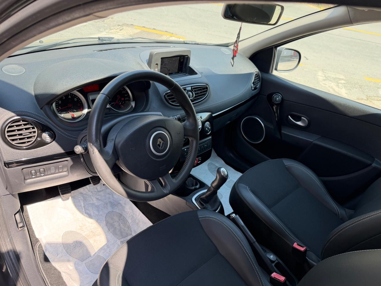 RENAULT CLIO 1.2 TCE 100CV NEOPATENTATI