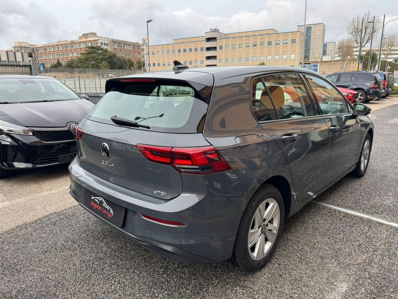 Volkswagen Golf 1.0 eTSI EVO DSG Life