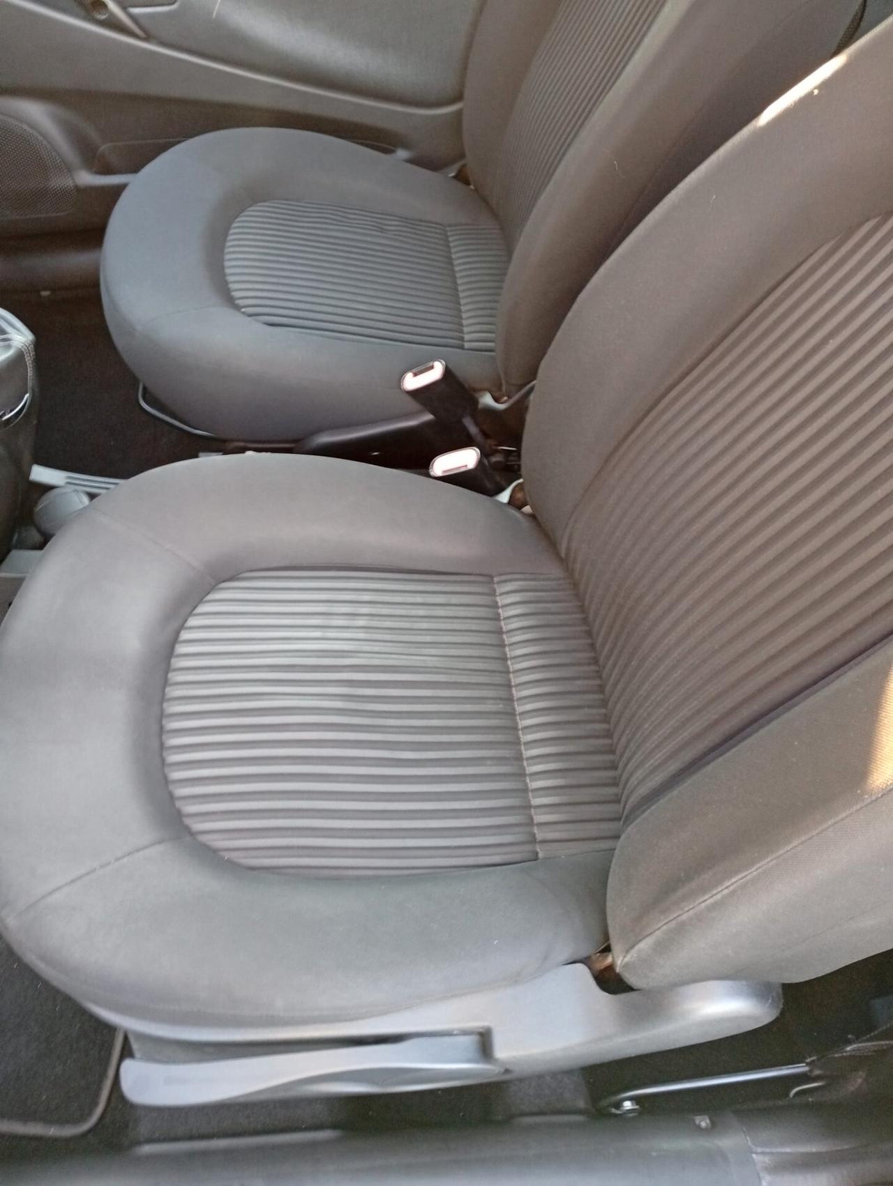 Lancia Ypsilon 1.2 Argento