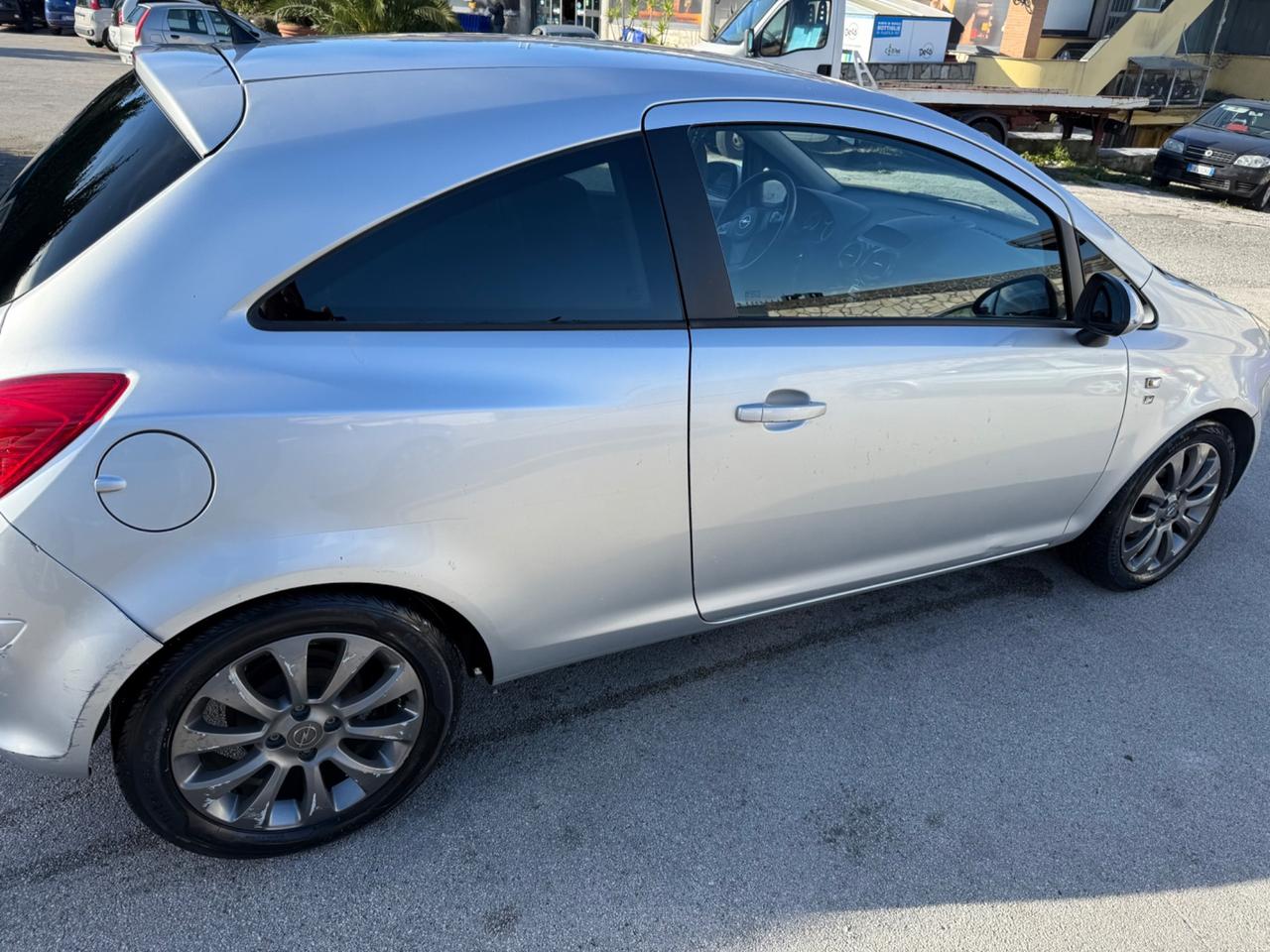 Opel Corsa 1.2 80CV 3 porte GPL-TECH Edition