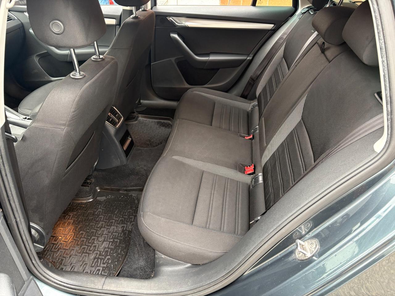 Skoda Octavia 1.4 G-Tec DSG -Unico proprietario