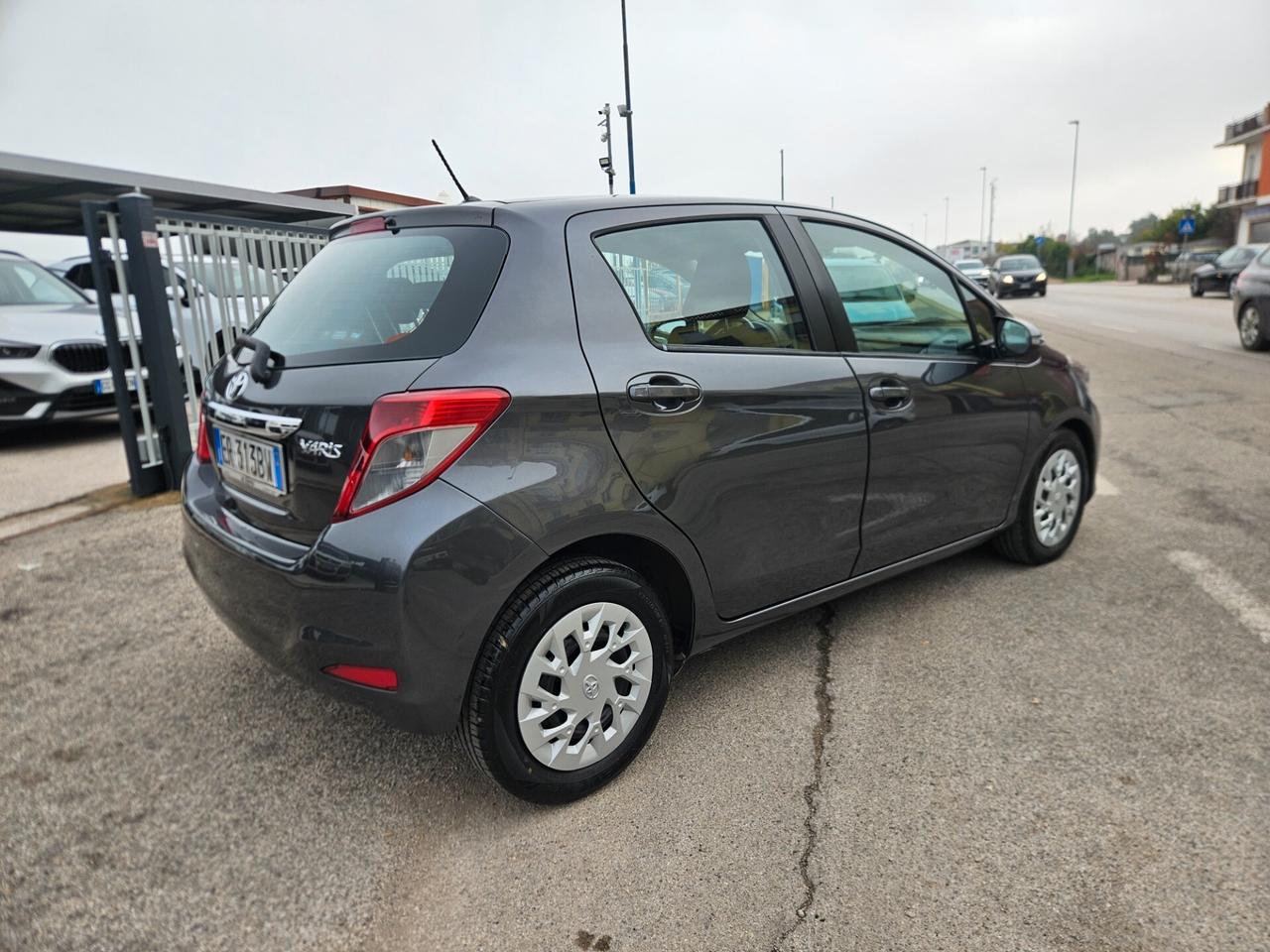 Toyota Yaris 1.4 D-4D 5 porte Style 90cv 6marce