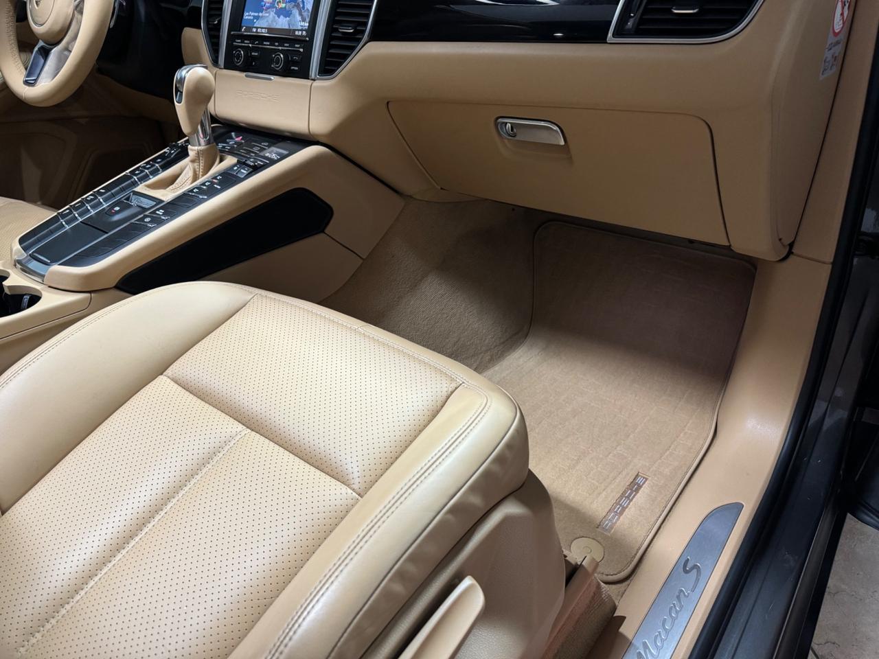 Porsche Macan 3.0 S Diesel TETTO