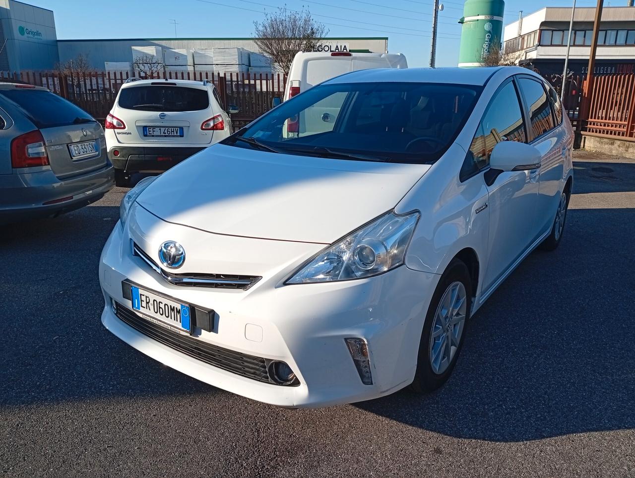 Toyota Prius Prius+ 1.8 Style 7 POSTI