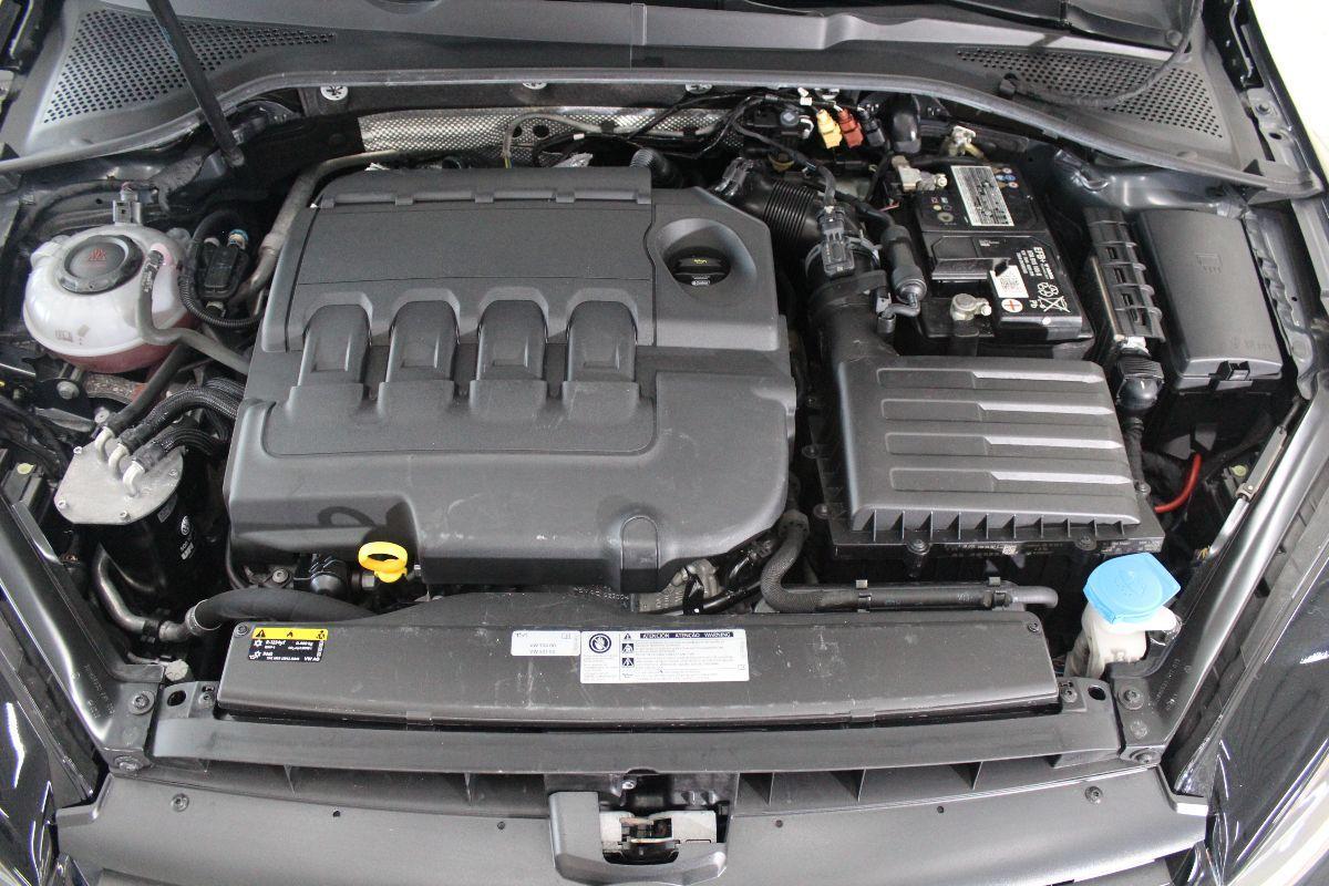 VOLKSWAGEN - Golf - Variant 1.6 TDI 115CV Executive BMT