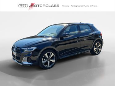 Audi A1 citycarver 35 1.5 tfsi 150cv admired s tronic