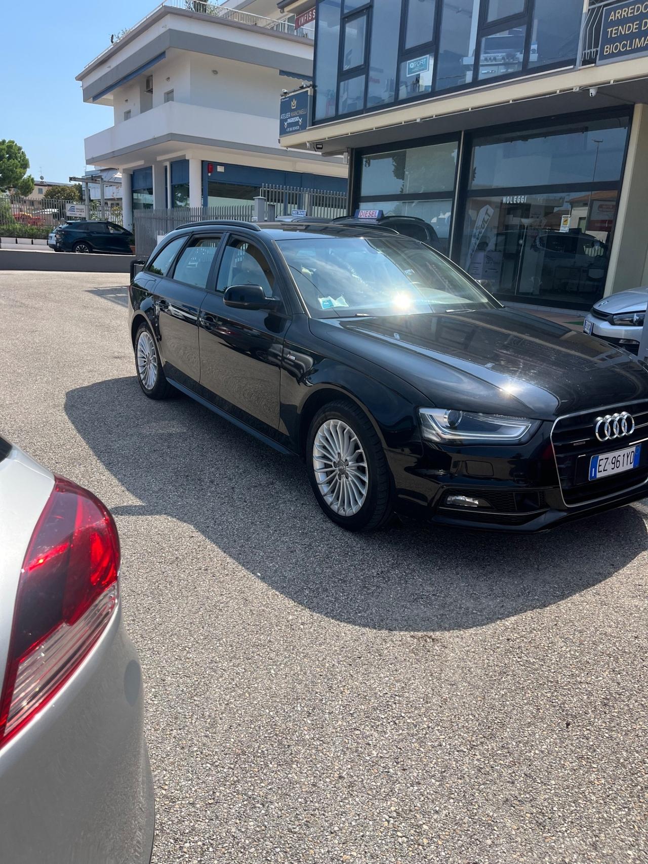 Audi A4 Avant 2.0 190 CV quattro S line aut.