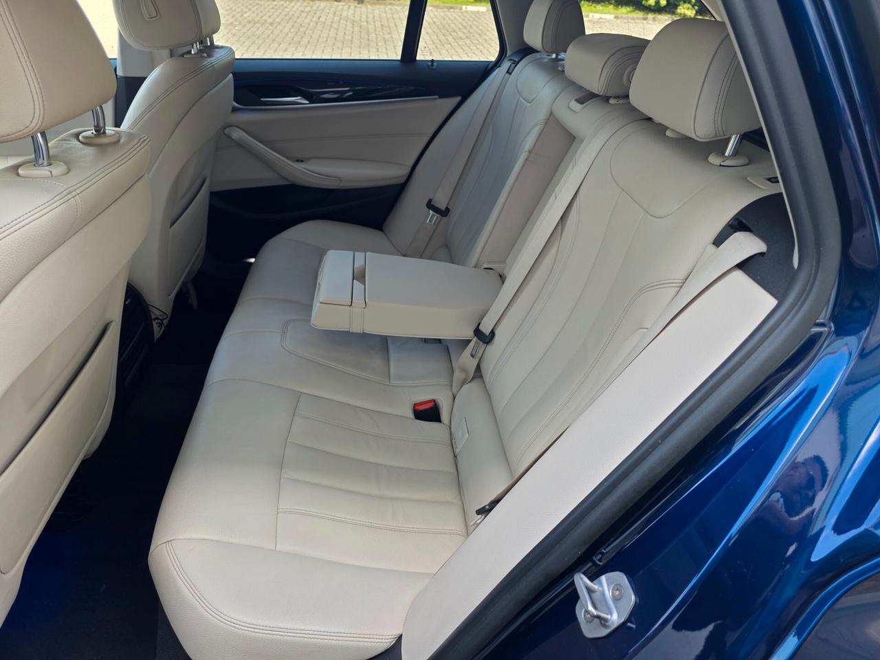 Bmw 520 520d xDrive Touring Luxury