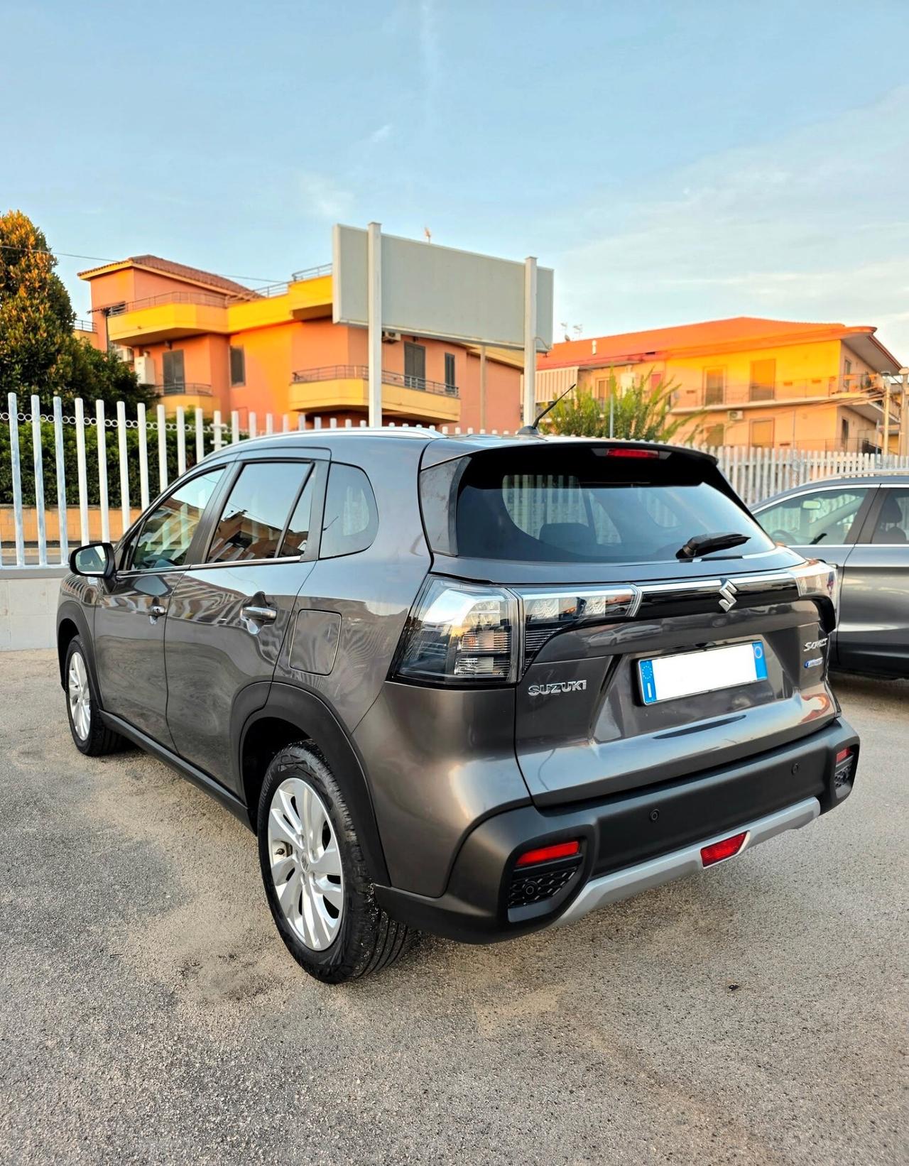 Suzuki S-Cross 1.4 Hybrid Top
