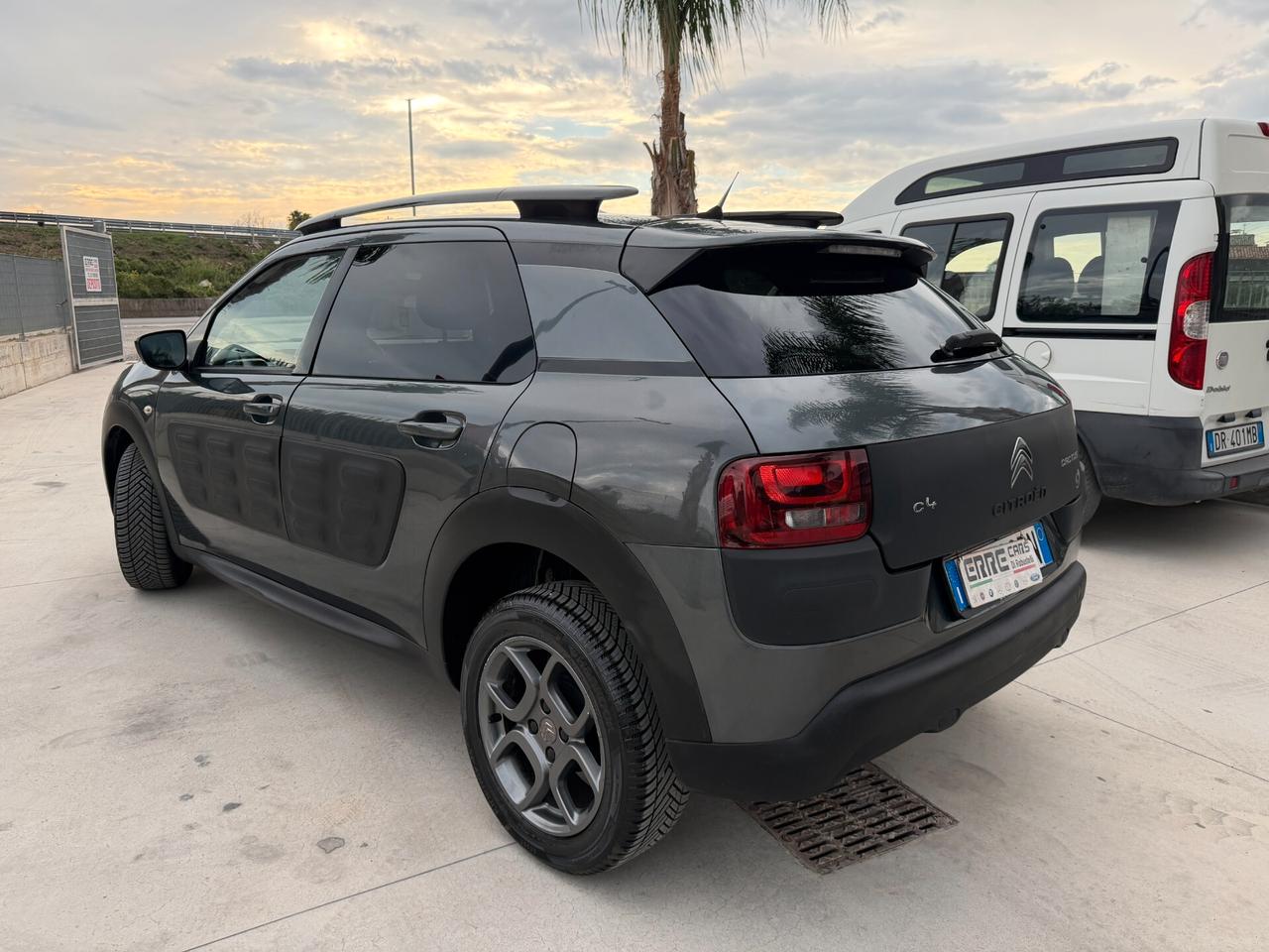 CITROEN C4 CACTUS 2016 1.2 BENZINA 110 CV *LEGGI