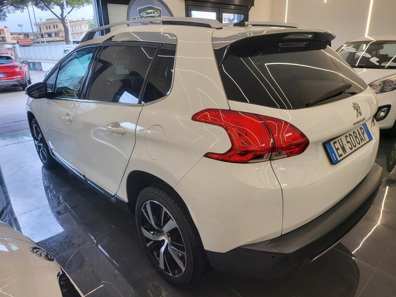 Peugeot 2008 - 2014 1.6 e-HDi 115 CV Allure