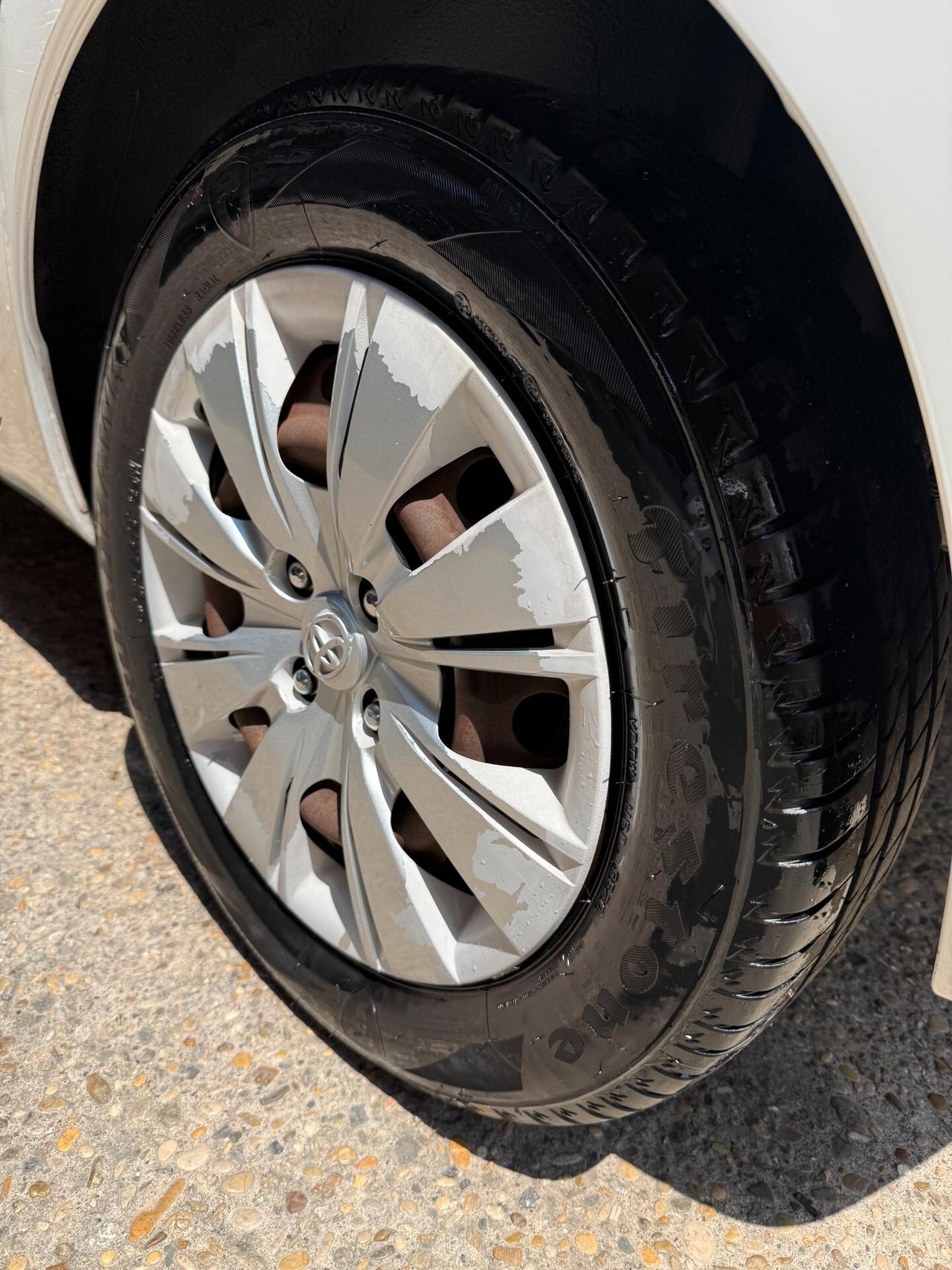 Toyota Yaris 1.0 5 porte Active