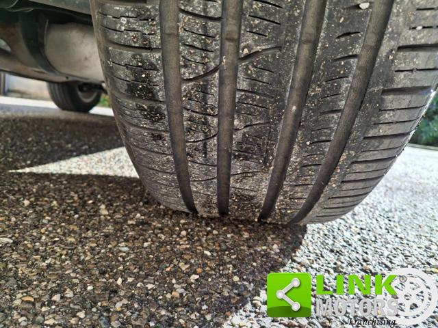 LAND ROVER Range Rover Evoque 2.0 TD4 150 CV 5p. SE Dynamic GARANZIA INCLUSA