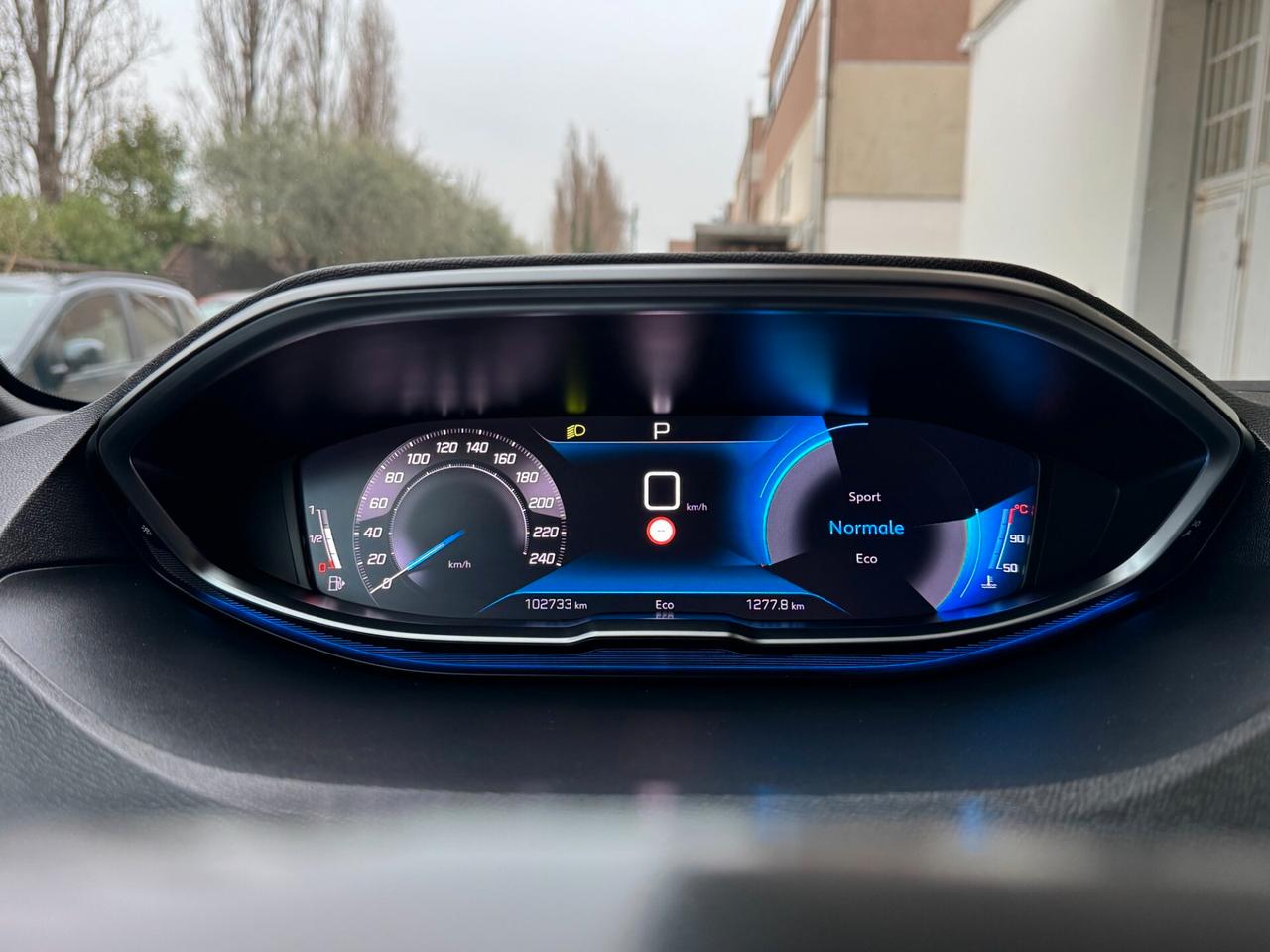 Peugeot 5008 1.5hdi AllurePack 7P GARANZIA 36 MESI