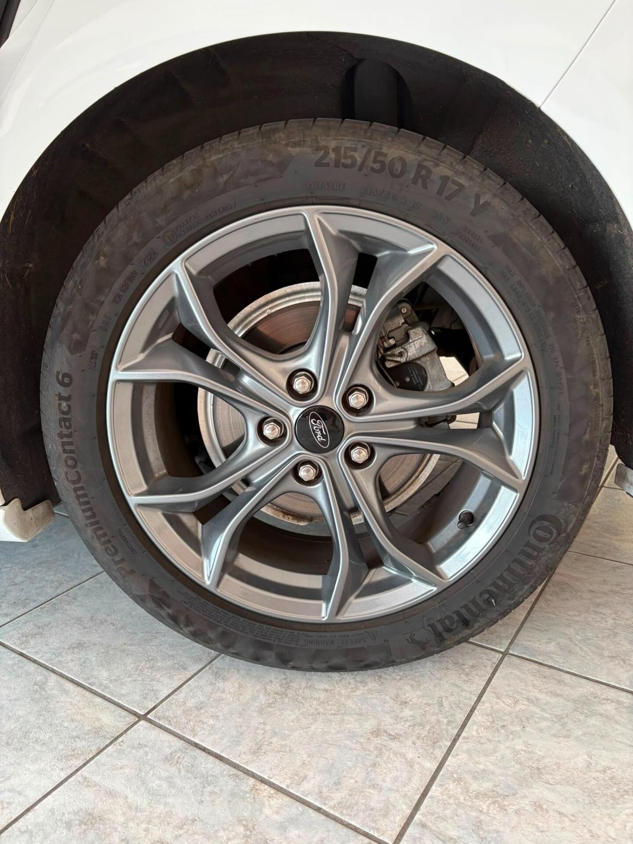 Ford Focus 1.0 EcoBoost Hybrid 125 CV 5p. ST-Line