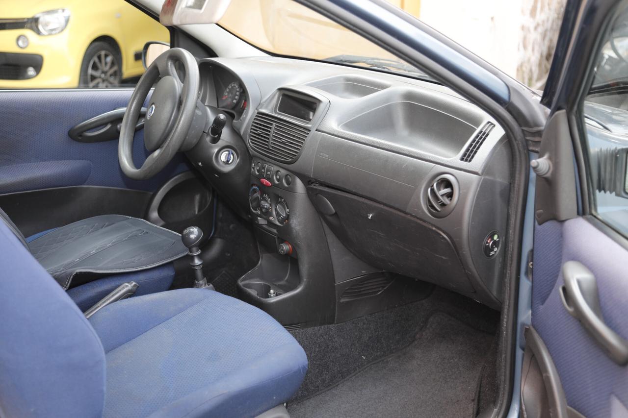 Fiat Punto 1.2i cat 3 porte ELX