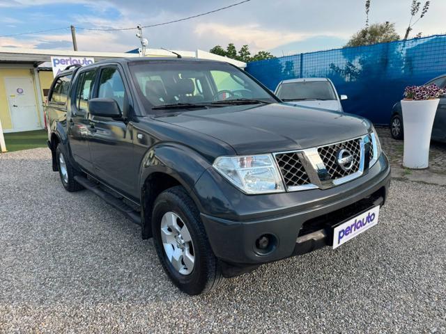 NISSAN Navara 2.5 dCi 4 porte Double Cab LE