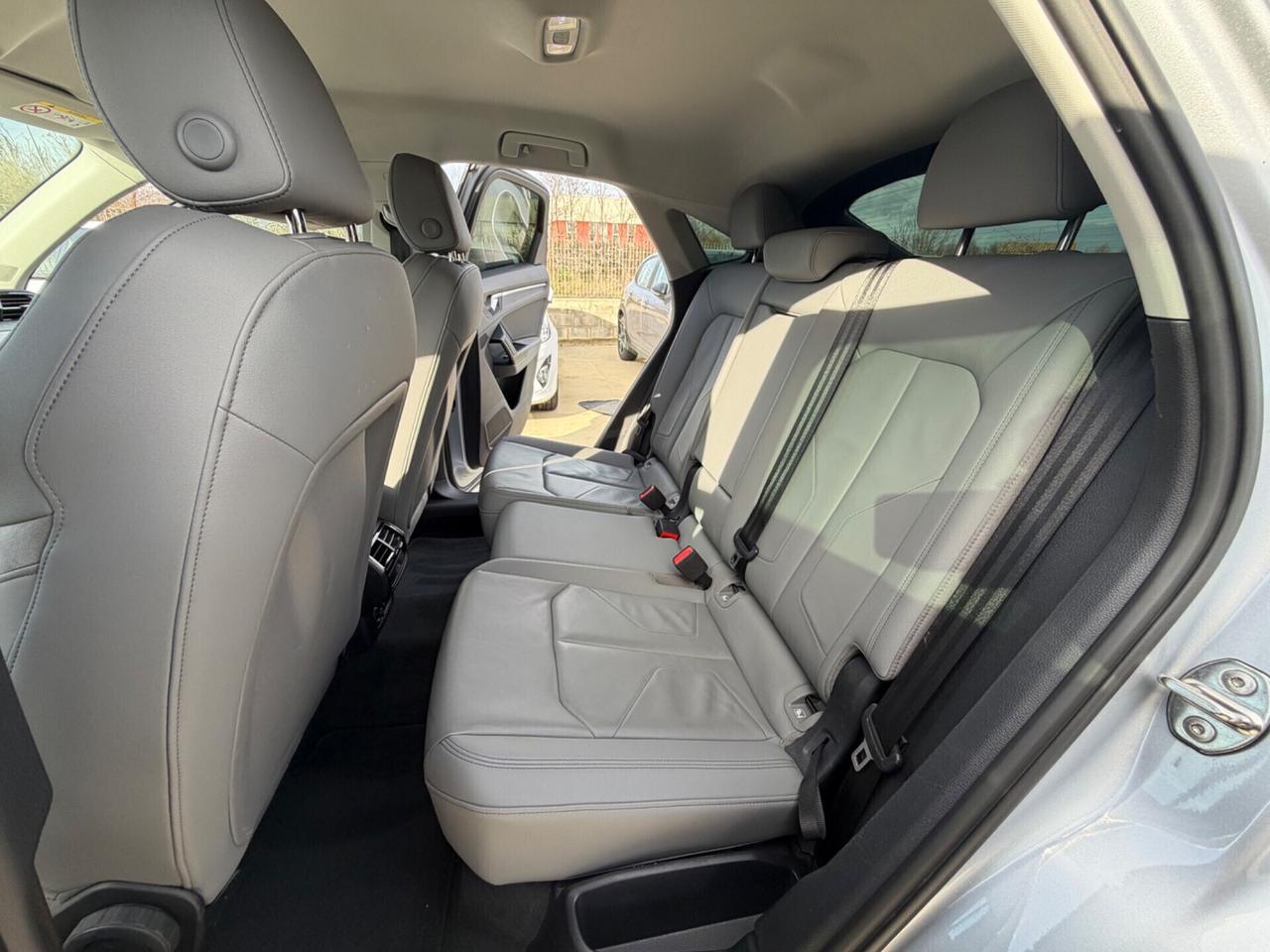 Audi Q3 40 TDI quattro S tronic line edition