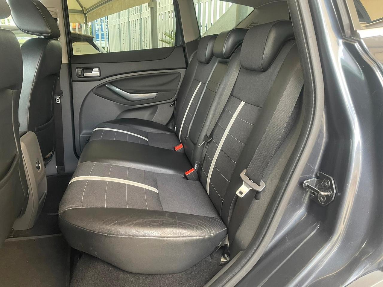 Ford Kuga 2.0 TDCi 136 CV 2WD Titanium DPF