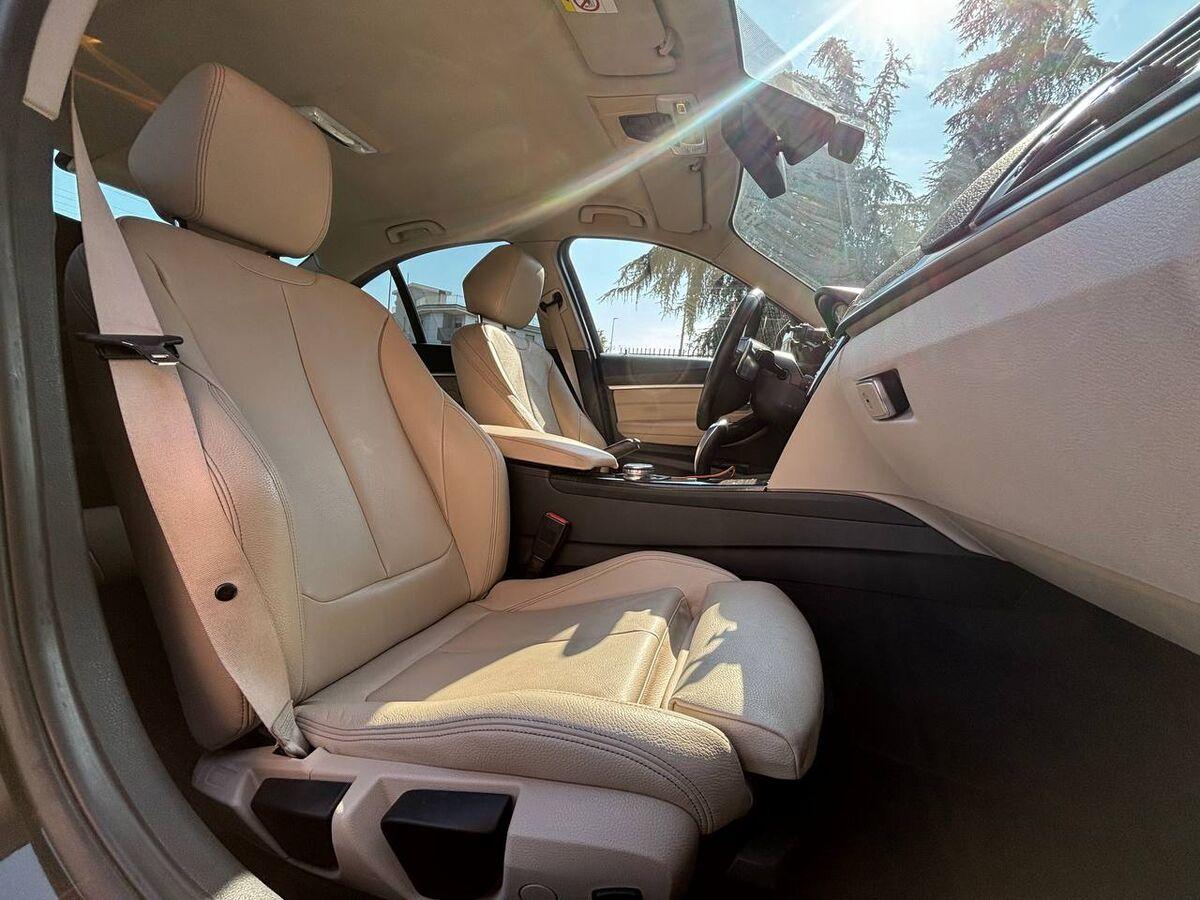 BMW Serie 3 Berlina 330e Luxury auto