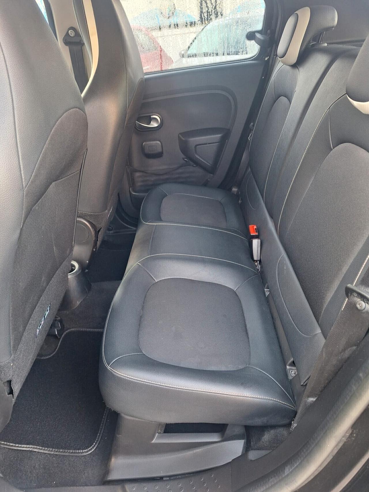 Renault Twingo SCe 65 CV Urban Night