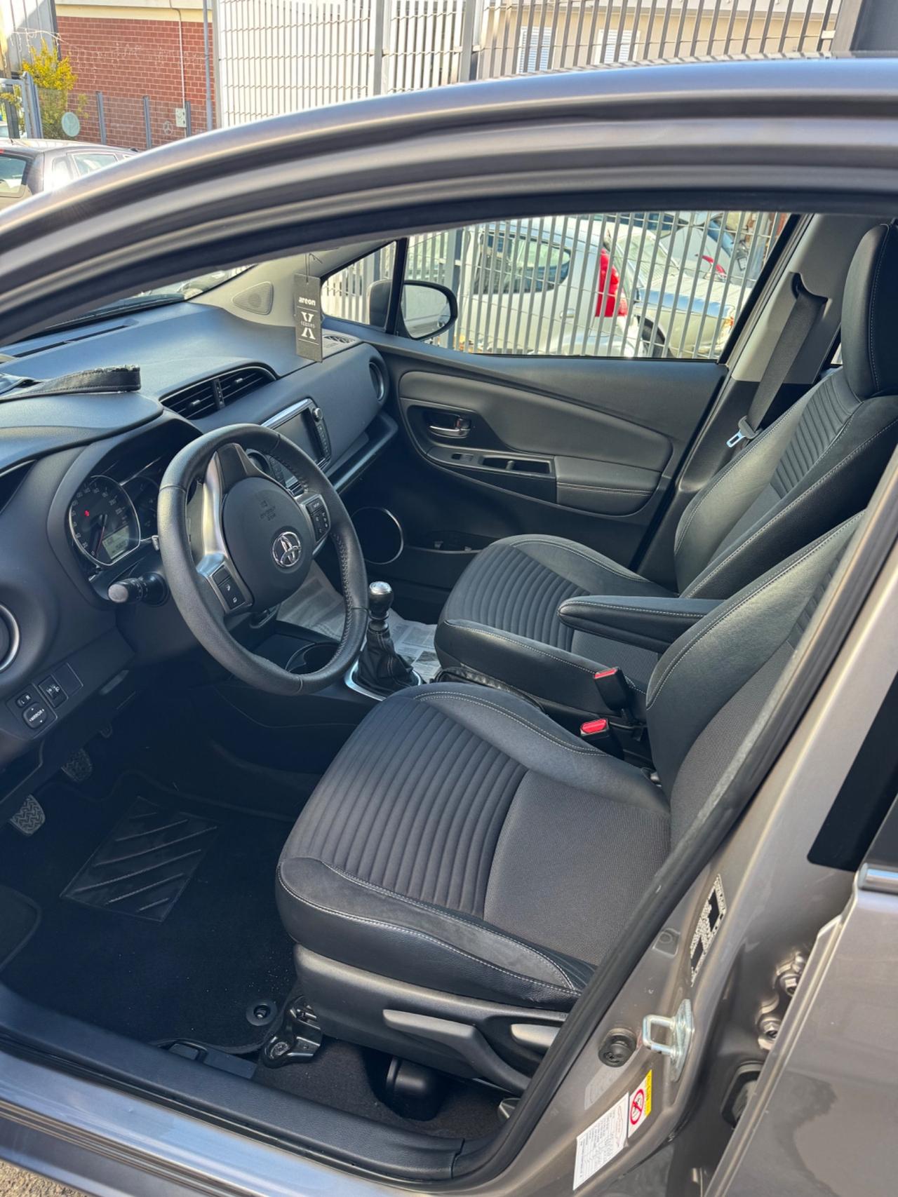 Toyota Yaris 1.4 D-4D 5 porte Lounge