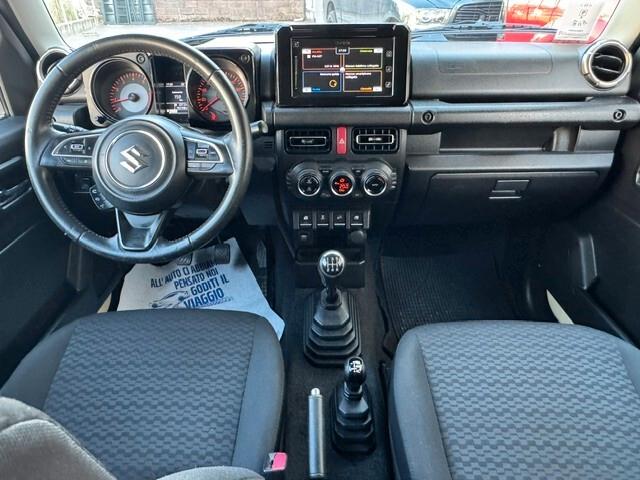 Suzuki Jimny 1.5 5MT Top