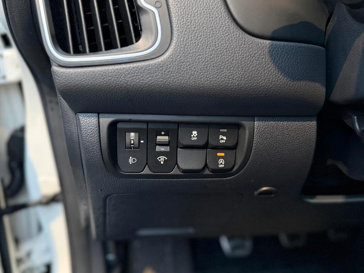 Kia Rio 1.1 CRDi 75 CV S&S High Tech