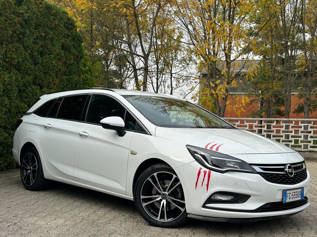 Opel Astra 1.6 CDTi 136CV Start&Stop Sports Tourer Innovation