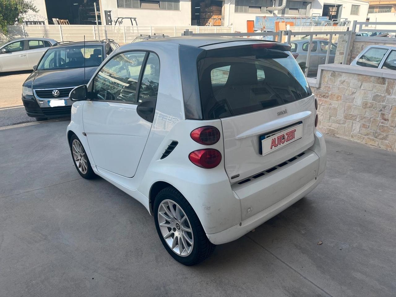 Smart ForTwo 800 40 kW coupé pure cdi