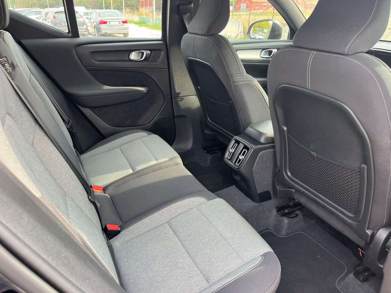 Volvo XC40 T2 automatico Core