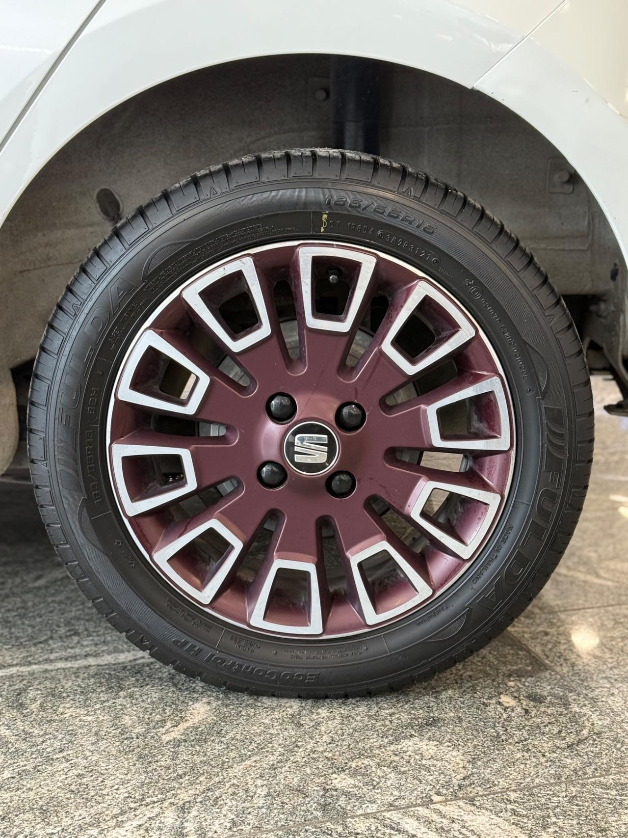 Seat Mii 1.0 68 CV 5 porte by Mango Nero Assoluto Ecofuel