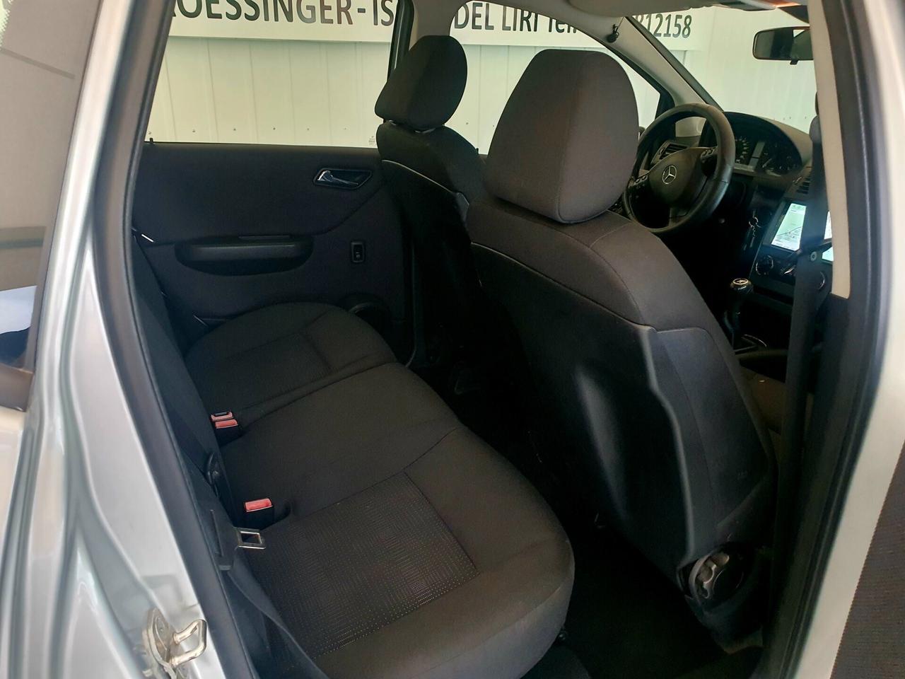 Mercedes-benz A 160 CDI - 2011 - KM. 200.000 SI NEOPATENT