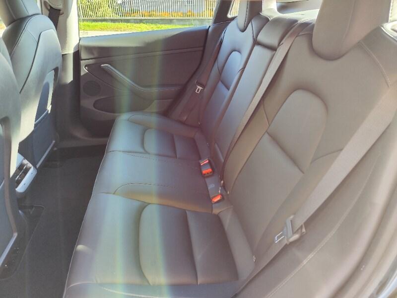 TESLA Model 3 Model 3 RWD