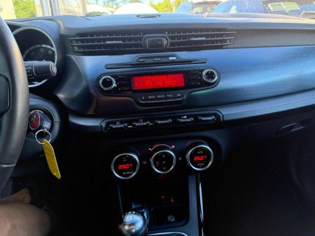 ALFA ROMEO Giulietta 1.4 Turbo 120 CV GPL Distinctive BT - CLIMA - 17